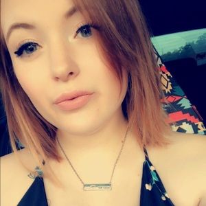 Meet your Posher, Regan